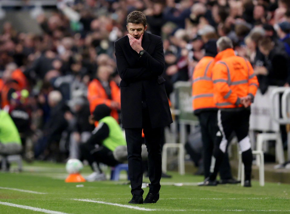 jiuyougame-包含国际比赛日纽卡斯尔主帅复盘——欧冠节点到来，话题不断，数据趋势出现新变化的词条